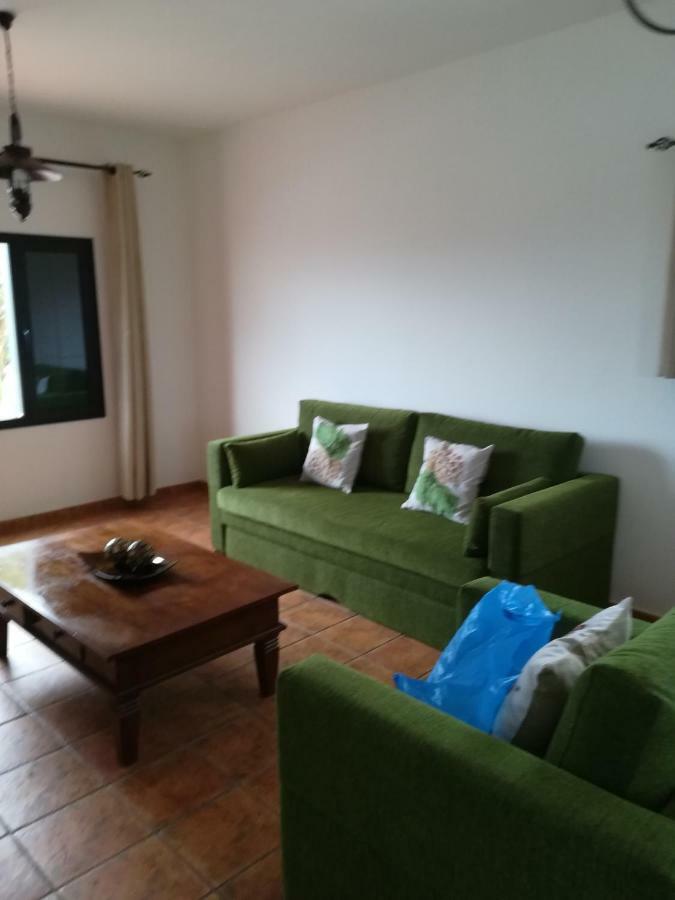 Vivienda Vacacional La Canada Tinajo Eksteriør bilde